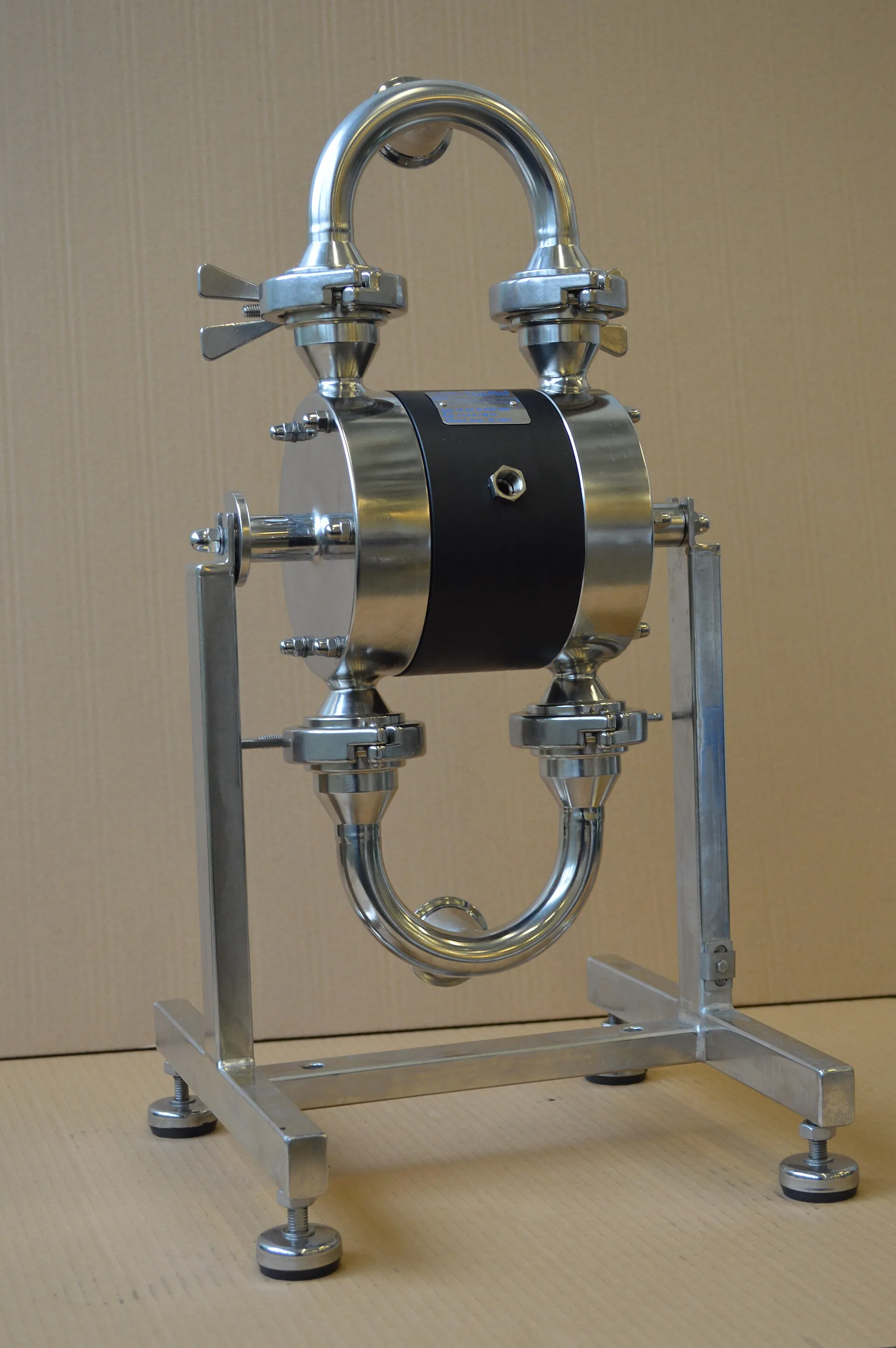 PTFE lined AODD pump for aggressive chemical transfer